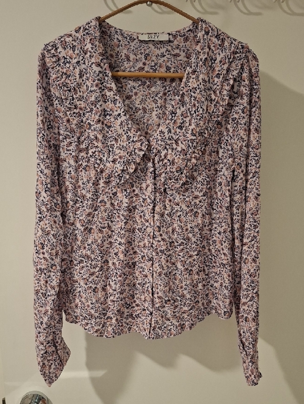 Pink Ditsy Floral Oversized Peter Pan Ruffle Collar Long-Sleeve Blouse (Size S)